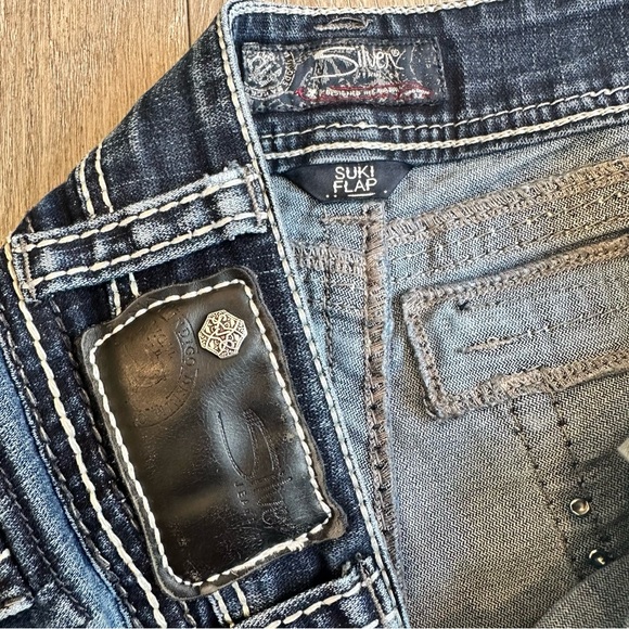 Silver Jeans Suki Flap Pockets Bootcut Rhinestone Gems Medium Wash Women’s 30x34 - Picture 14 of 16